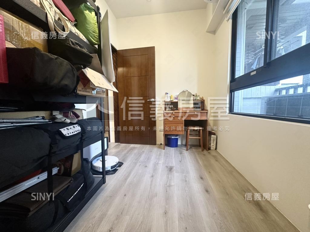 清景麟｜亮麗兩房平車美宅房屋室內格局與周邊環境
