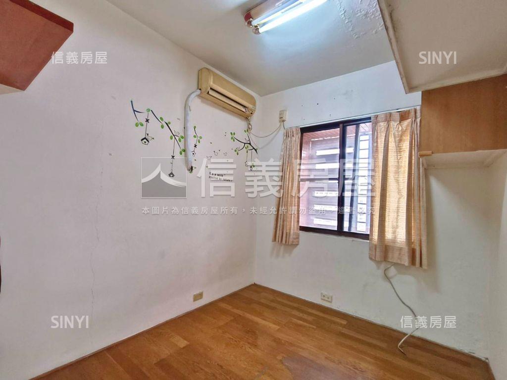 五甲有間便宜電梯３房房屋室內格局與周邊環境