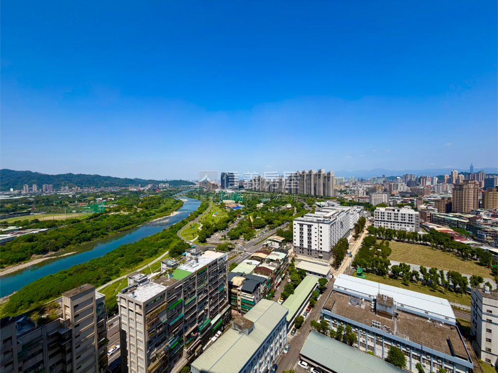 天闊小資溫馨２房房屋室內格局與周邊環境