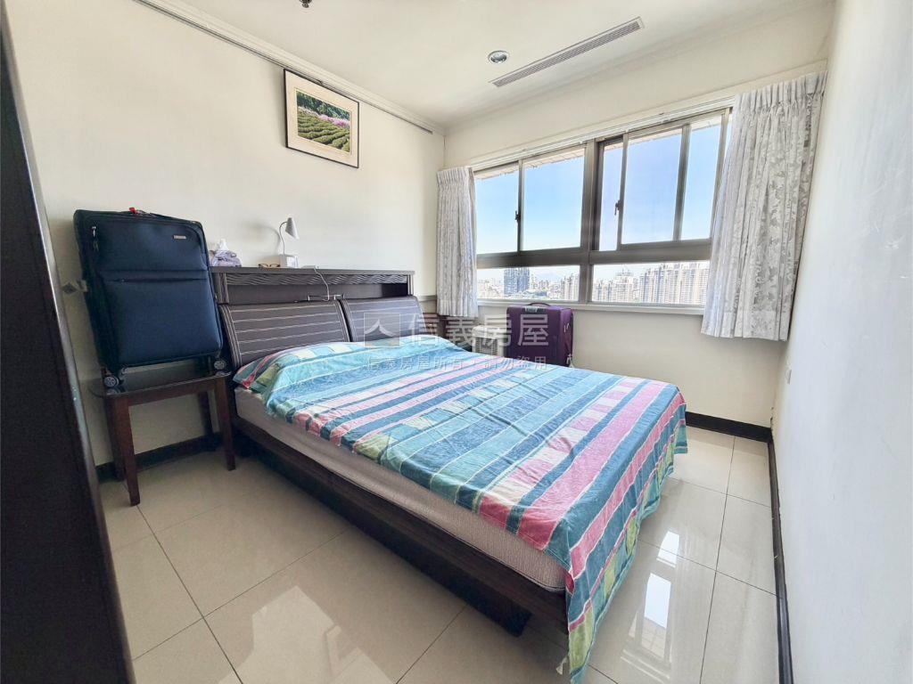 天闊小資溫馨２房房屋室內格局與周邊環境