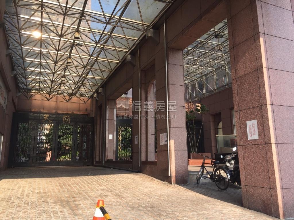 天闊小資溫馨２房房屋室內格局與周邊環境