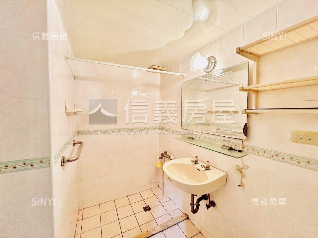 南京新城電梯三房房屋室內格局與周邊環境