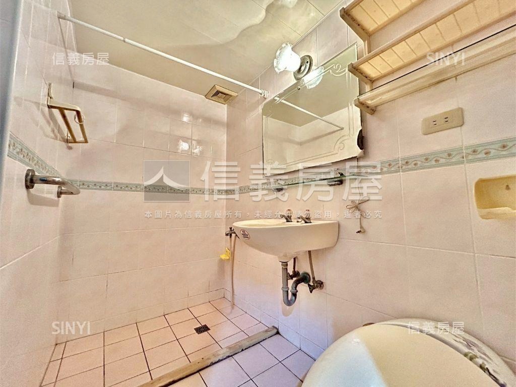 南京新城電梯三房房屋室內格局與周邊環境