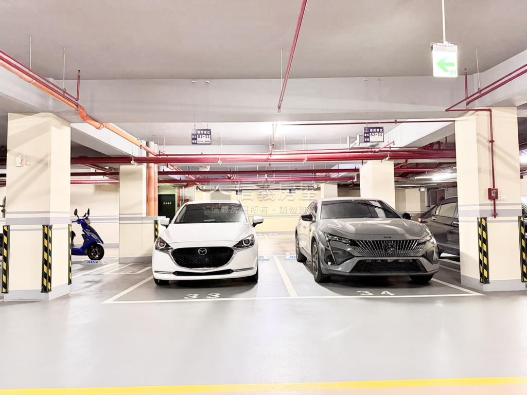 鉑晶悅邊間四房雙車位房屋室內格局與周邊環境