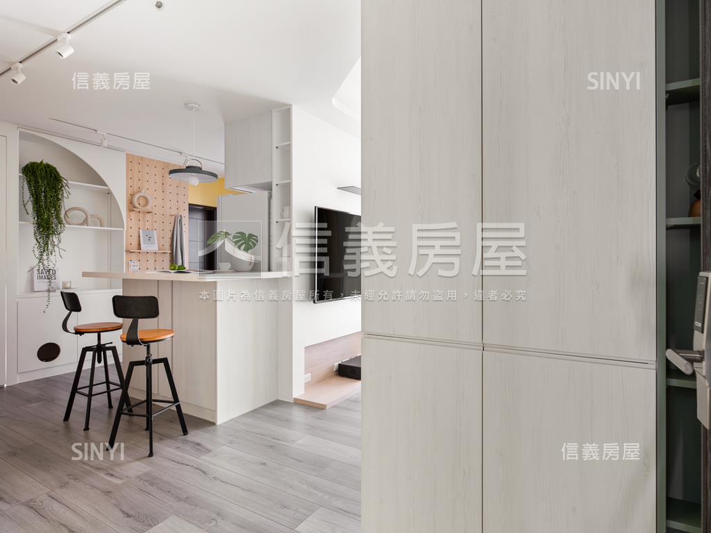 景雲悅高樓兩房平車房屋室內格局與周邊環境