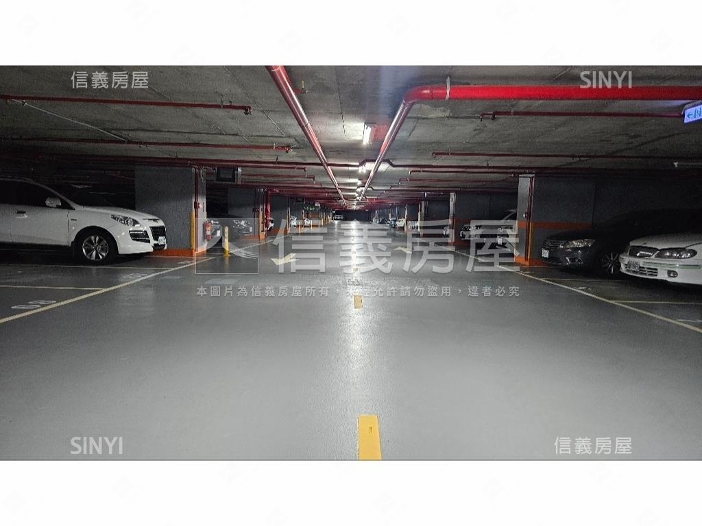 大帝國氣派商辦房屋室內格局與周邊環境