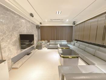 六合錢櫃旁正路金店