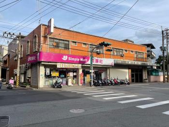 樹林臨路獨棟邊間廠店