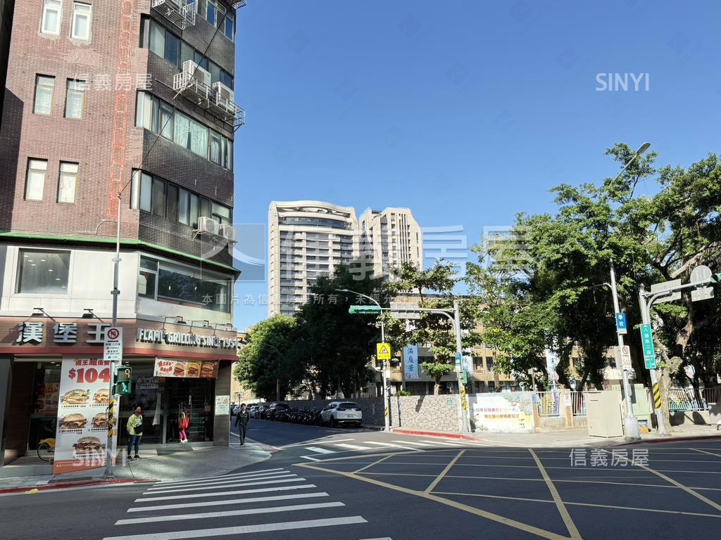 林森北路一層一戶電梯房屋室內格局與周邊環境