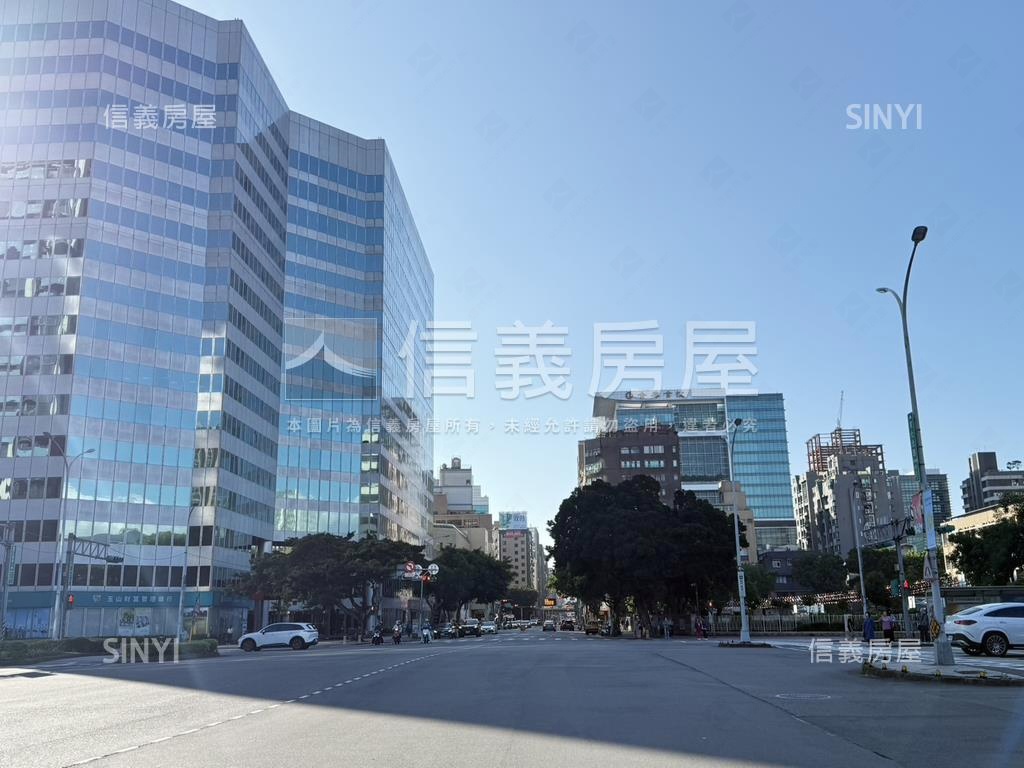 林森北路一層一戶電梯房屋室內格局與周邊環境