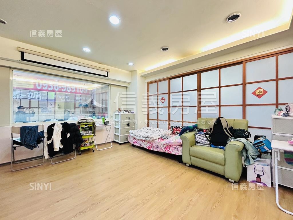 中山商圈一層一戶電梯房屋室內格局與周邊環境