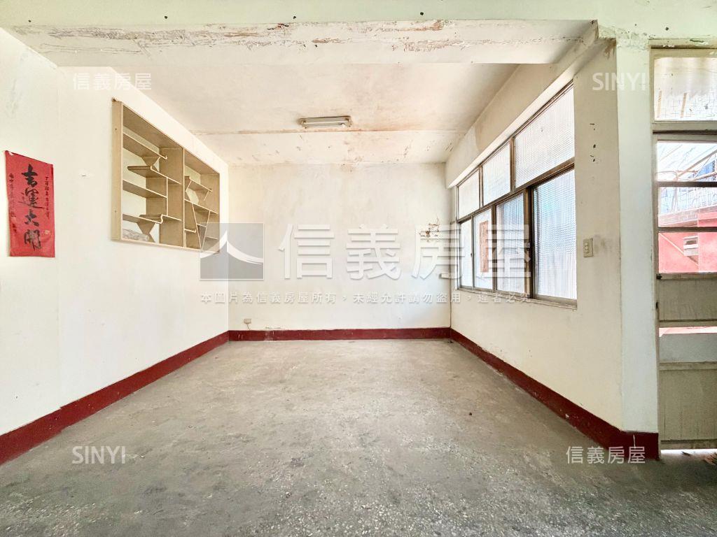 大成街透天－前後陽台房屋室內格局與周邊環境