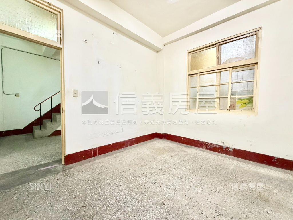 大成街透天－前後陽台房屋室內格局與周邊環境