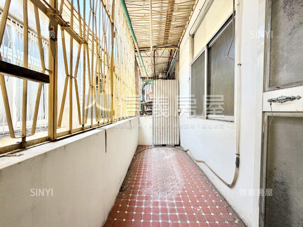大成街透天－前後陽台房屋室內格局與周邊環境