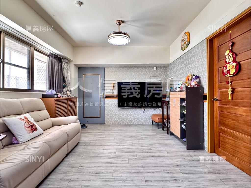 捷運Ｒ１５植物園兩房車位房屋室內格局與周邊環境