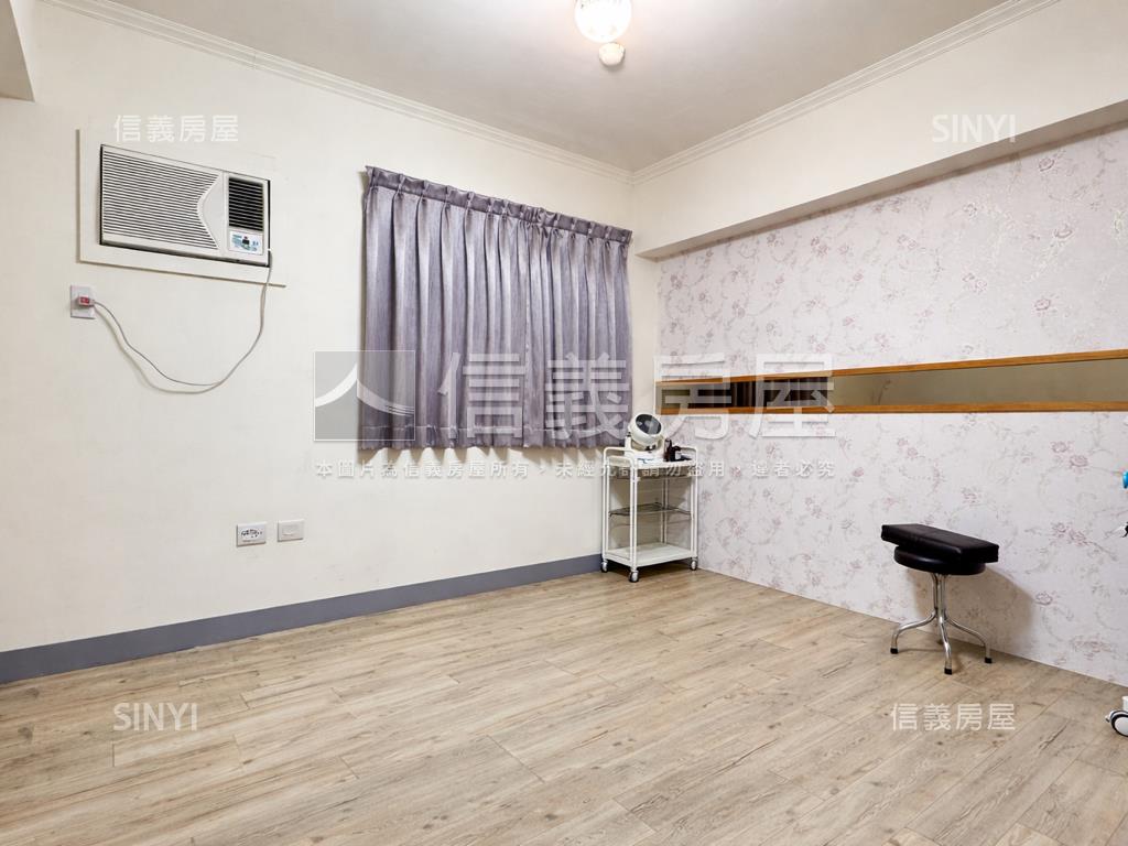 捷運Ｒ１５植物園兩房車位房屋室內格局與周邊環境