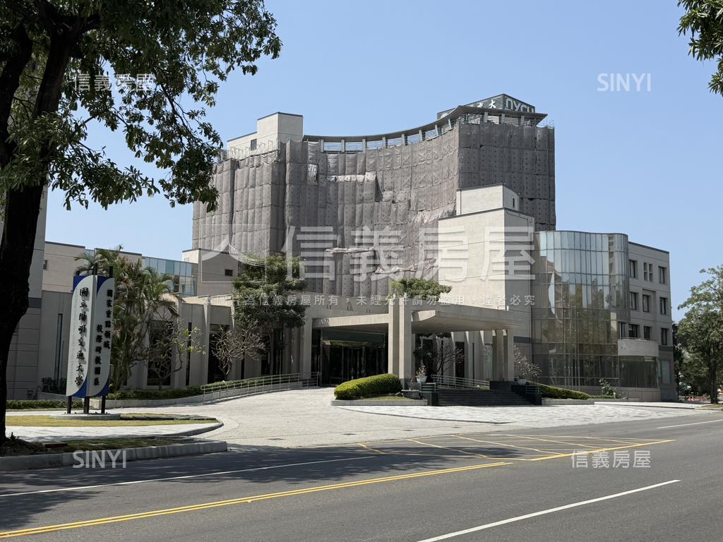 捷運Ｒ１５植物園兩房車位房屋室內格局與周邊環境