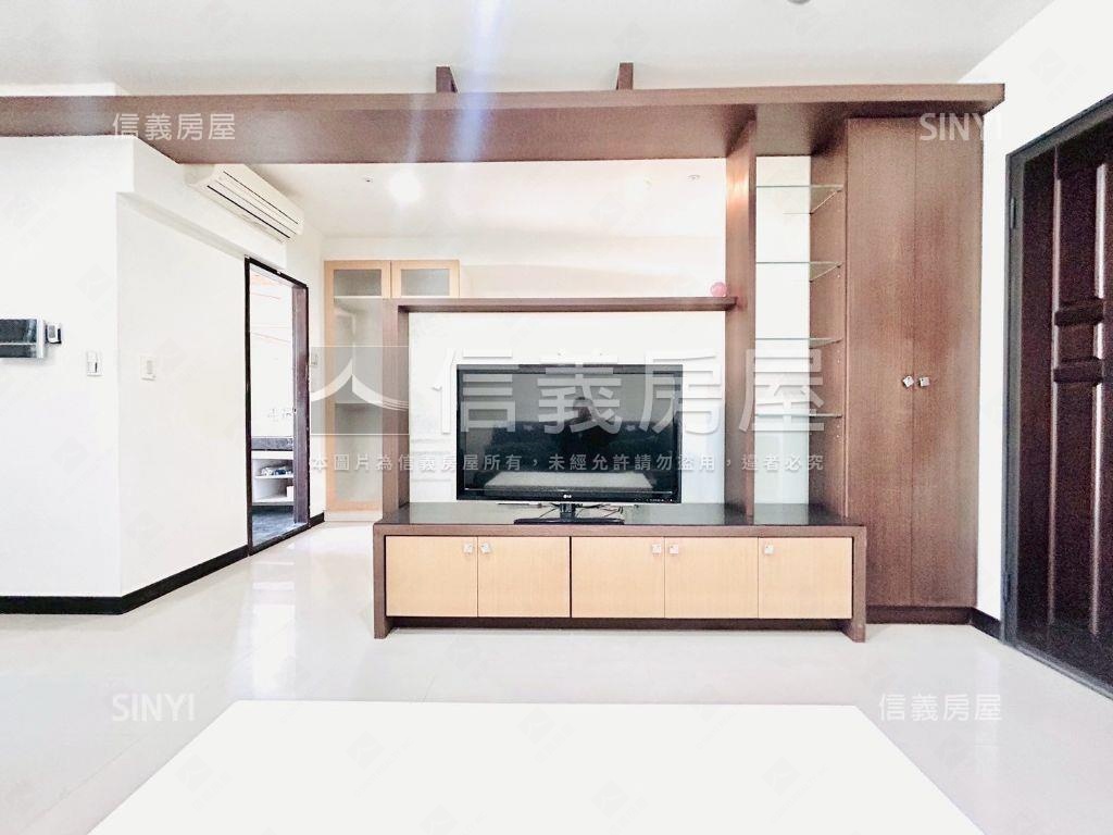 首購世紀凱悅一房車位房屋室內格局與周邊環境