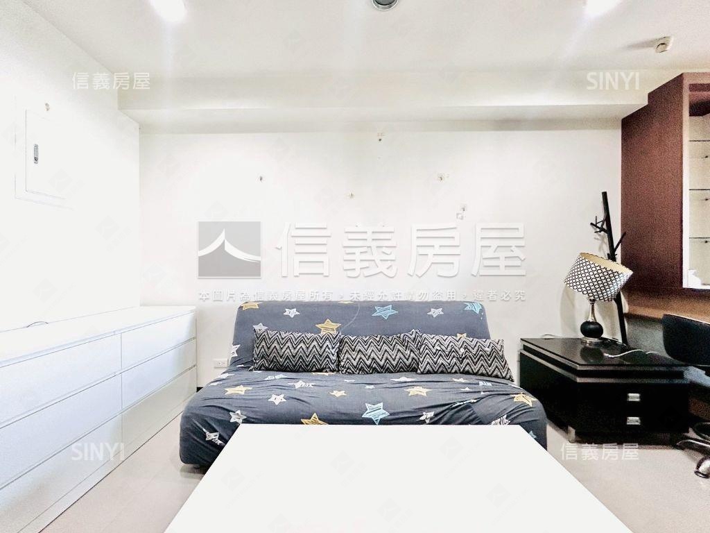 首購世紀凱悅一房車位房屋室內格局與周邊環境