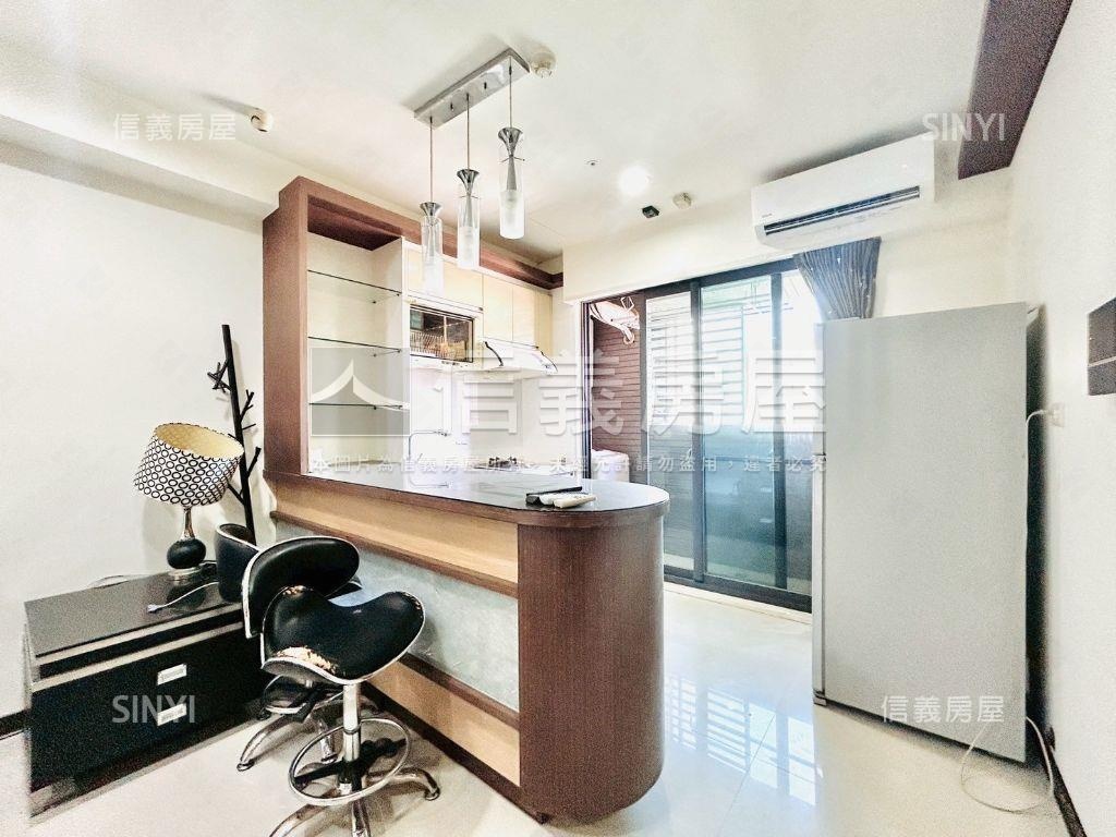 首購世紀凱悅一房車位房屋室內格局與周邊環境