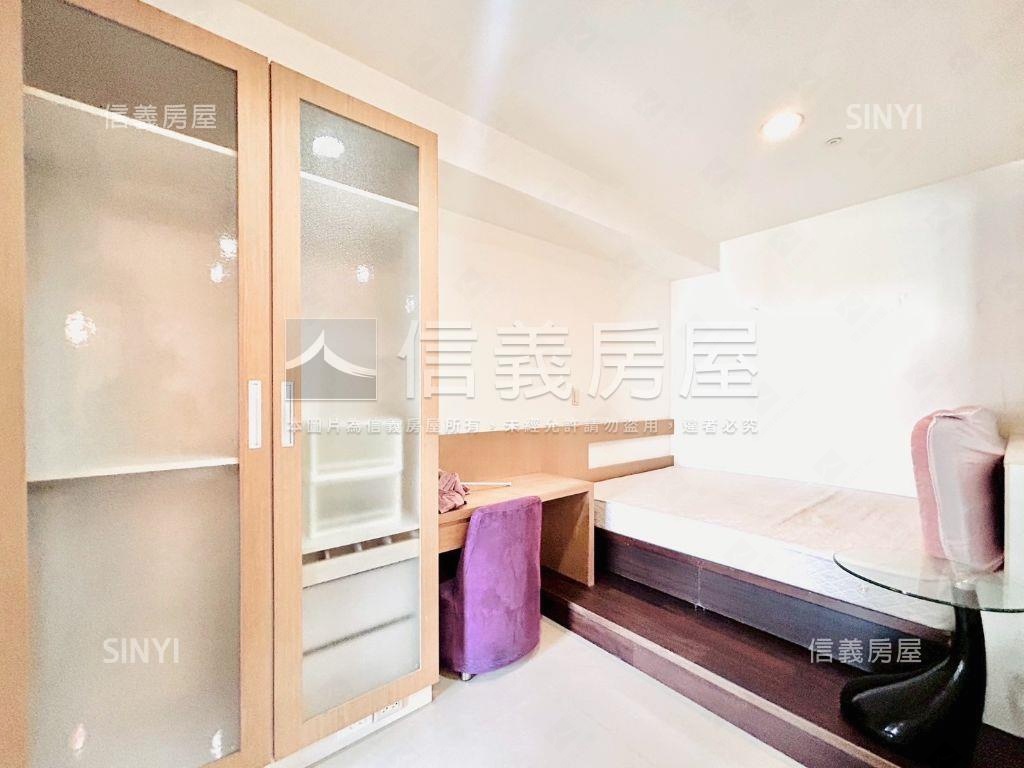 首購世紀凱悅一房車位房屋室內格局與周邊環境