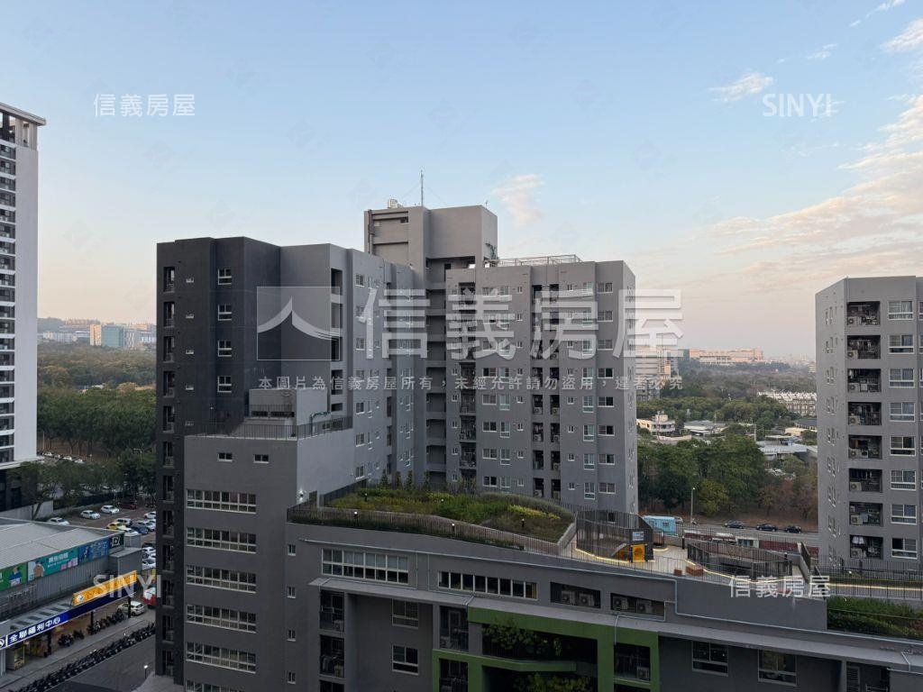 首購世紀凱悅一房車位房屋室內格局與周邊環境