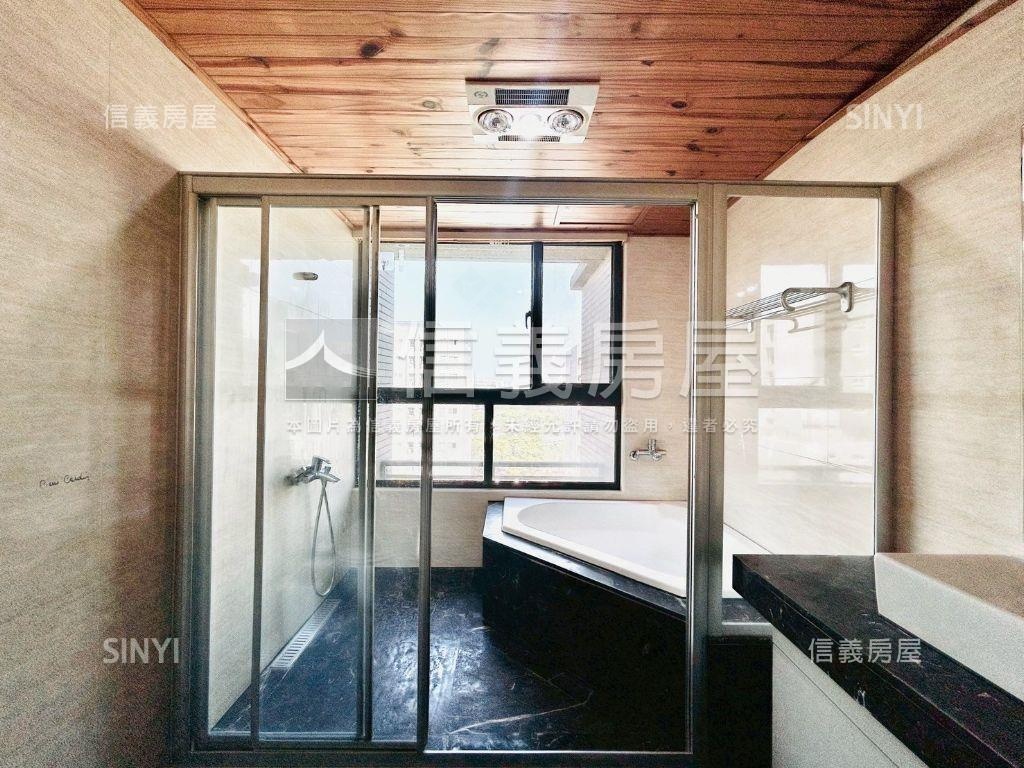 首購世紀凱悅一房車位房屋室內格局與周邊環境