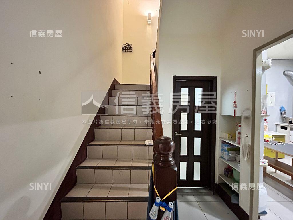 南屯大地坪住辦房屋室內格局與周邊環境