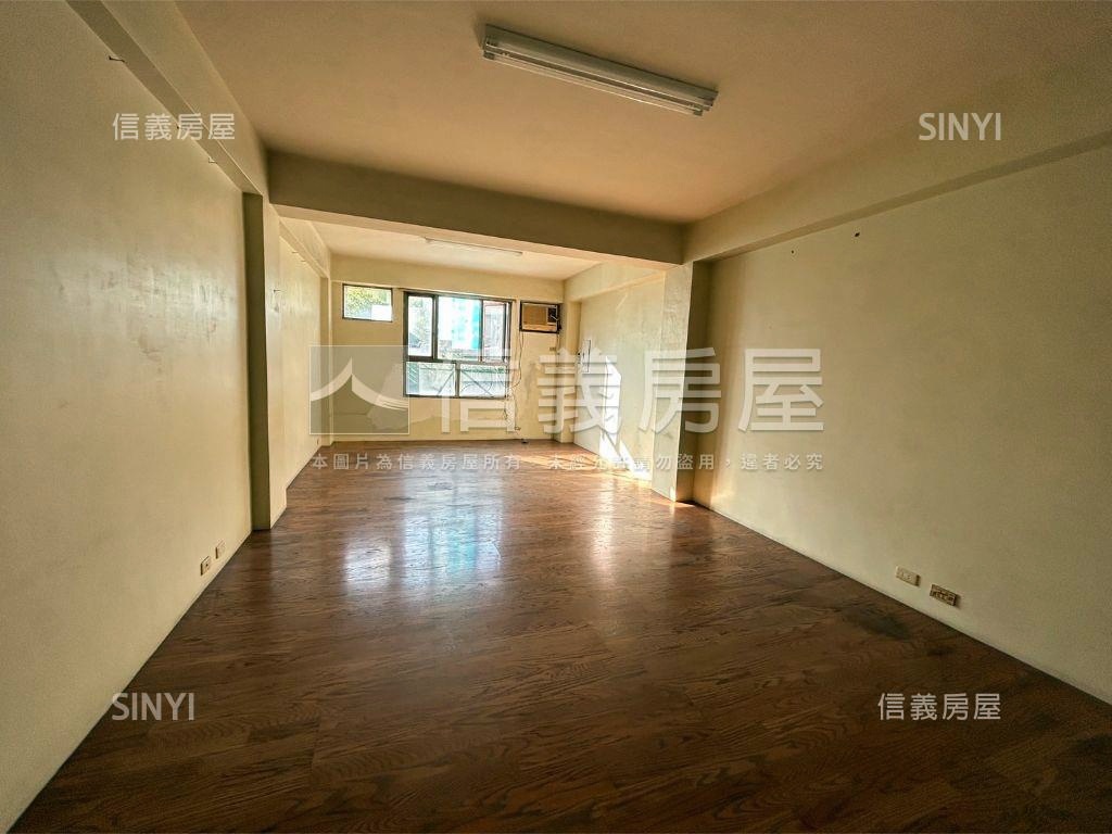 近捷運文心路金透店房屋室內格局與周邊環境