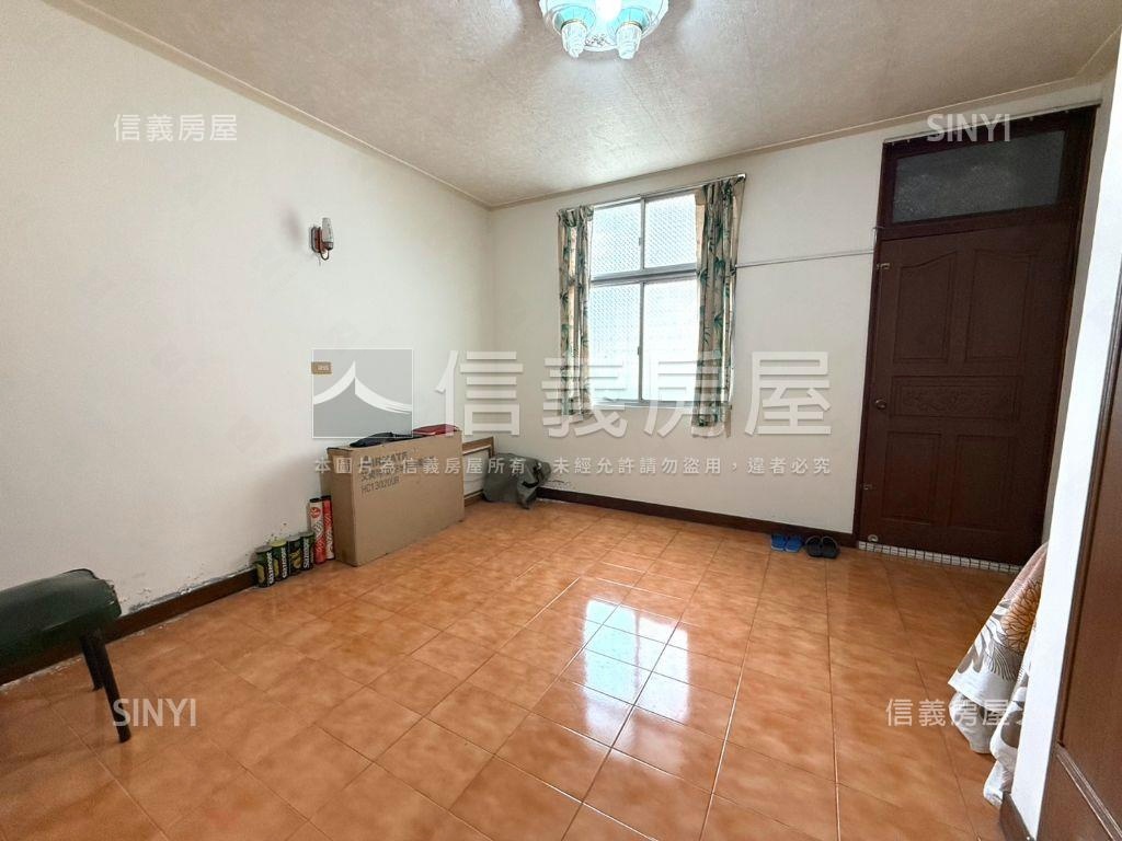 近成大勝利國小透天房屋室內格局與周邊環境