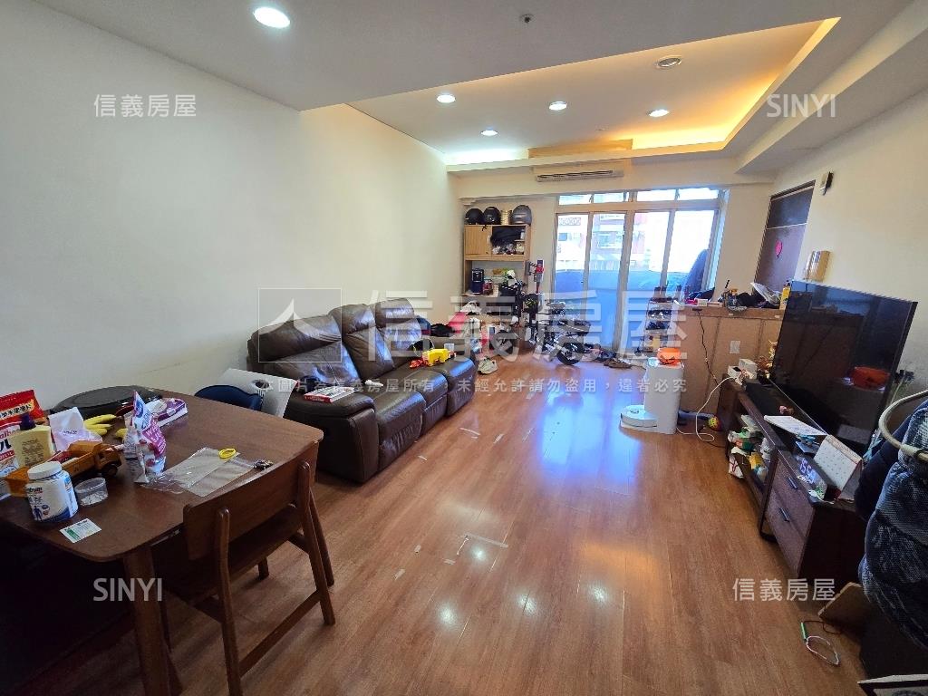 薪傳河景高樓景觀方正三房房屋室內格局與周邊環境