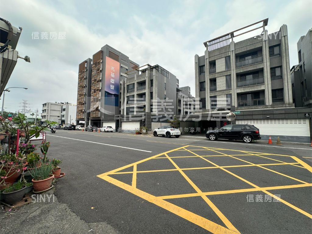 店長推薦！行情價臨路美墅房屋室內格局與周邊環境