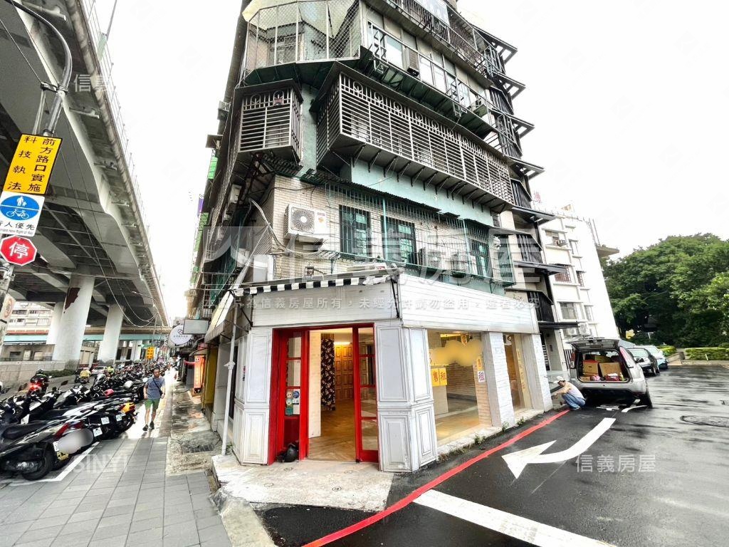 微風旁‧邊間雙邊金店面房屋室內格局與周邊環境