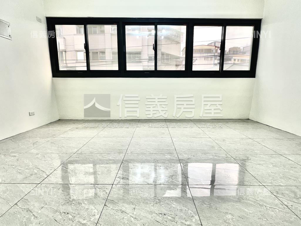 正新生路臨路金透店房屋室內格局與周邊環境
