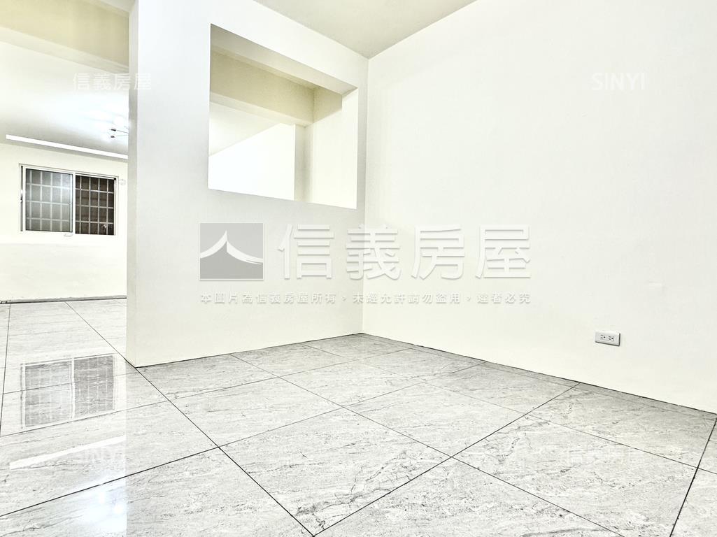 正新生路臨路金透店房屋室內格局與周邊環境