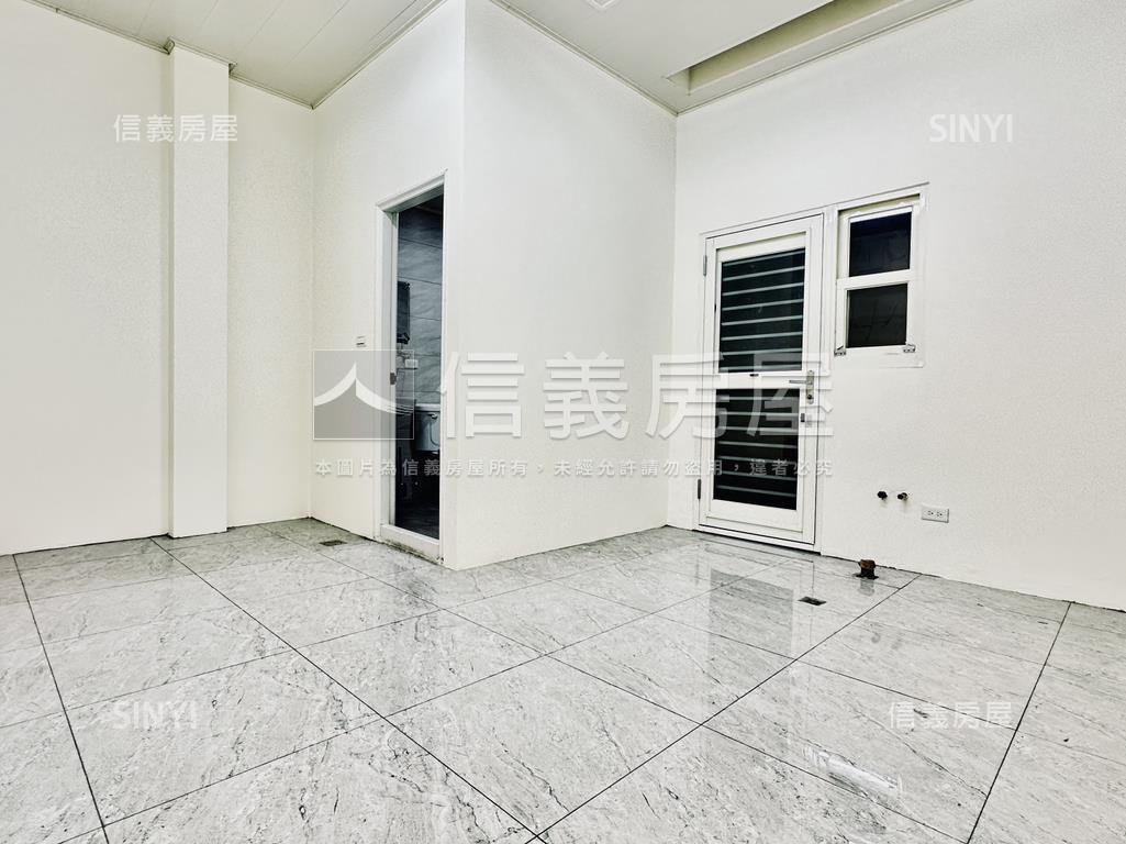 正新生路臨路金透店房屋室內格局與周邊環境