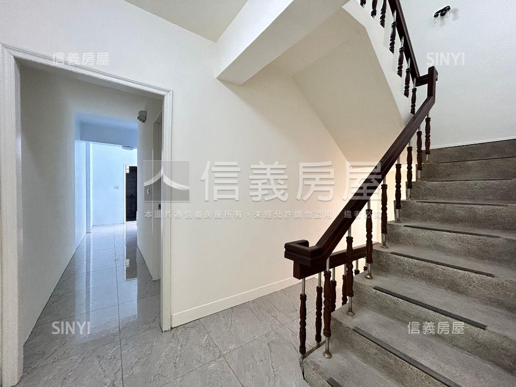 正新生路臨路金透店房屋室內格局與周邊環境