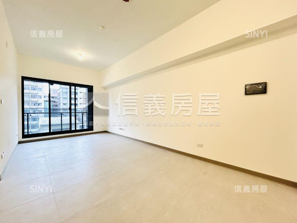 和歌誠美８樓邊間大戶房屋室內格局與周邊環境