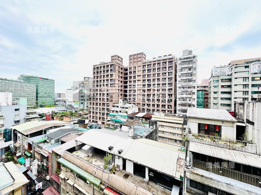 和歌誠美８樓邊間大戶房屋室內格局與周邊環境