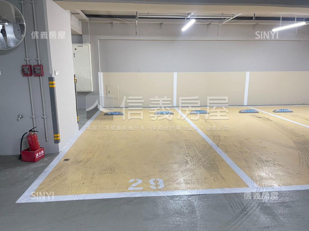 和歌誠美８樓邊間大戶房屋室內格局與周邊環境