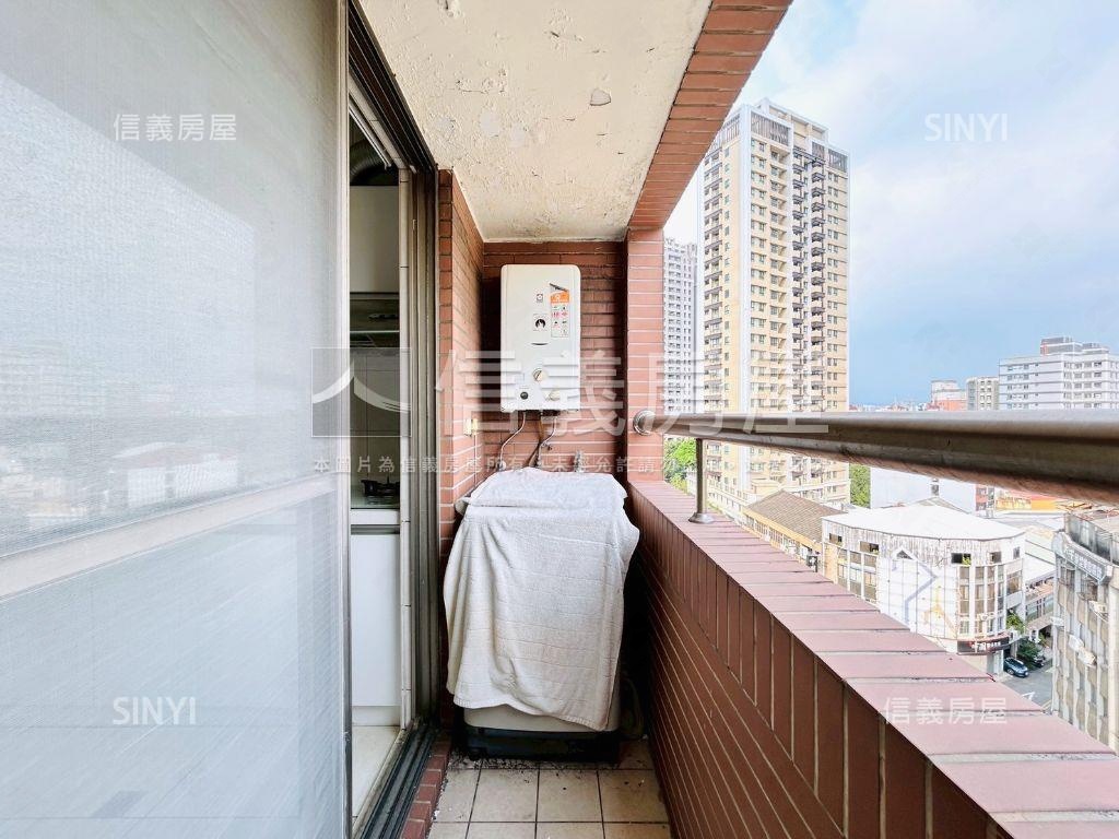 青安首購視野兩房車位美宅房屋室內格局與周邊環境