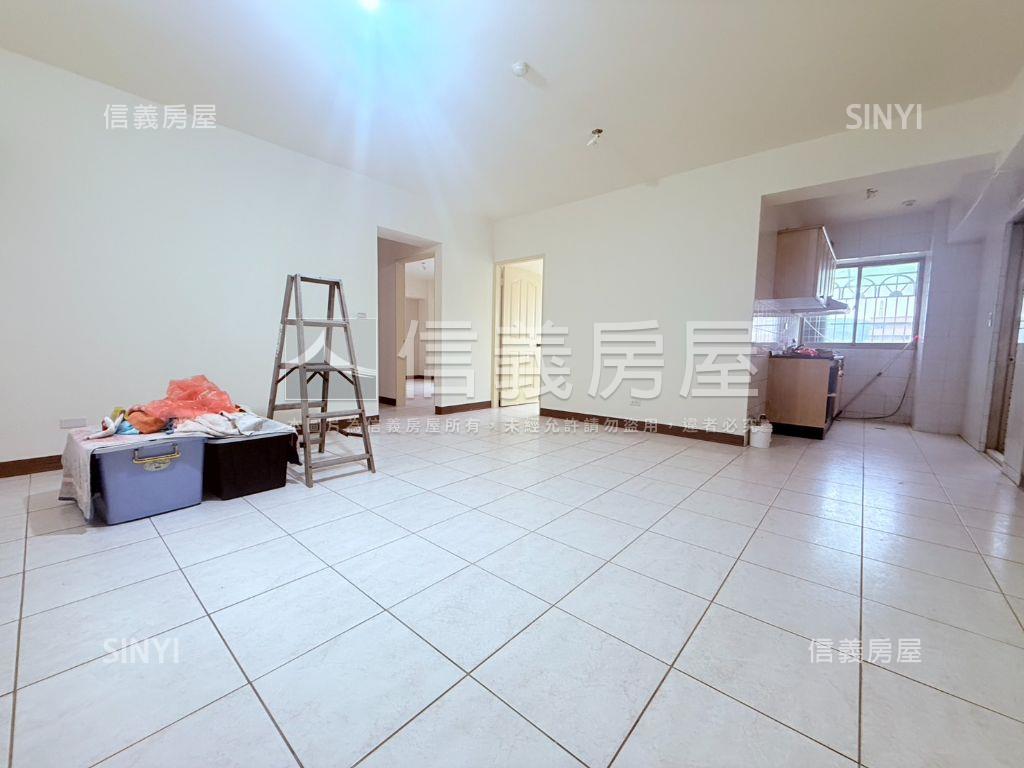 行情！潭子三房車位美視野房屋室內格局與周邊環境