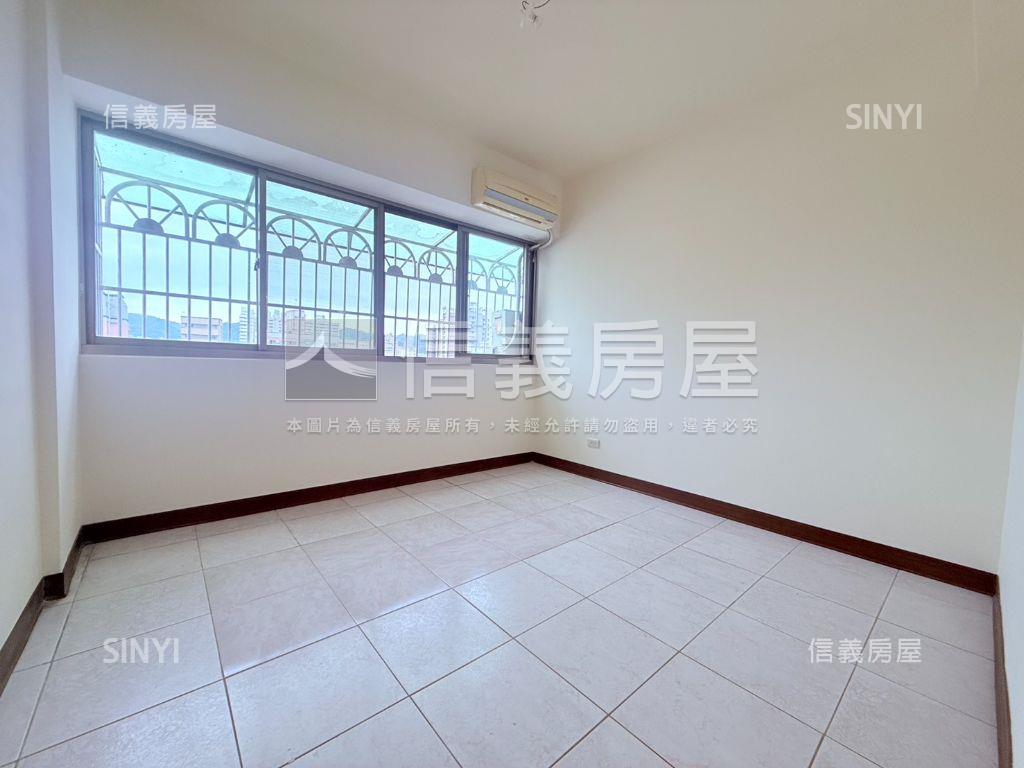 行情！潭子三房車位美視野房屋室內格局與周邊環境