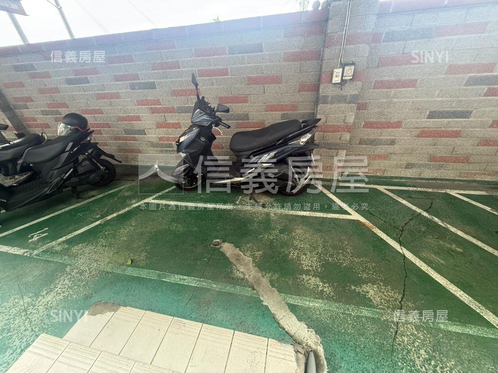 行情！潭子三房車位美視野房屋室內格局與周邊環境