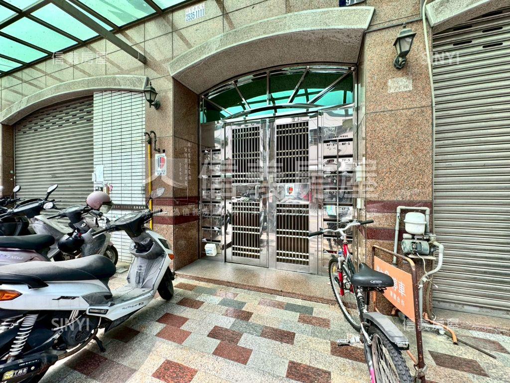 行情！潭子三房車位美視野房屋室內格局與周邊環境