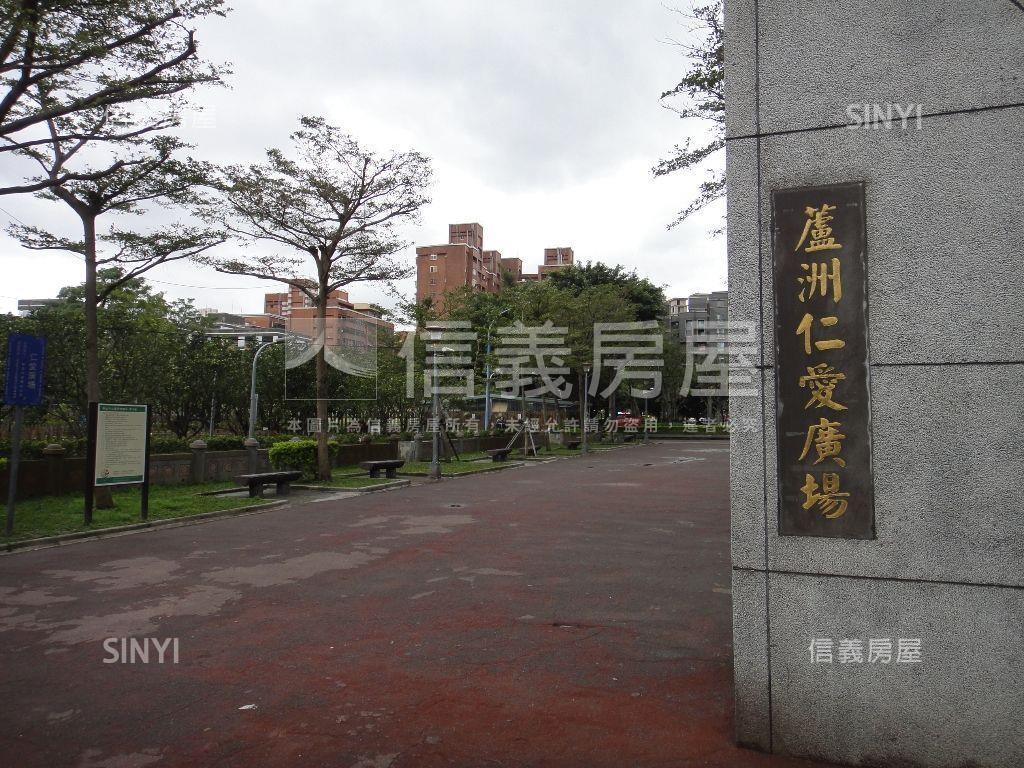 四季光景雙車位三房美宅房屋室內格局與周邊環境