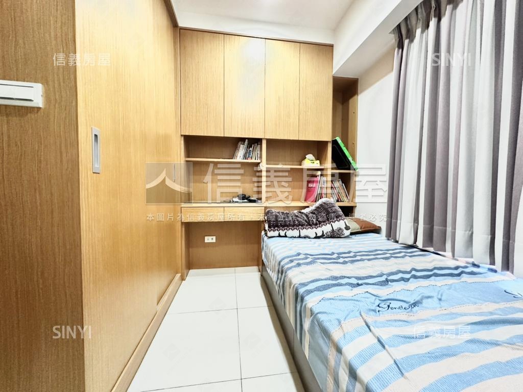 稀有釋出金璽樂曲三房雙車房屋室內格局與周邊環境