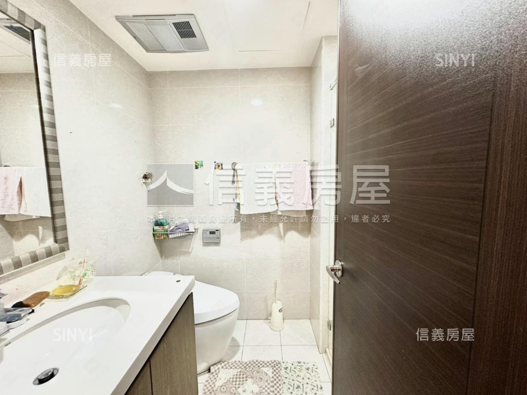 稀有釋出金璽樂曲三房雙車房屋室內格局與周邊環境