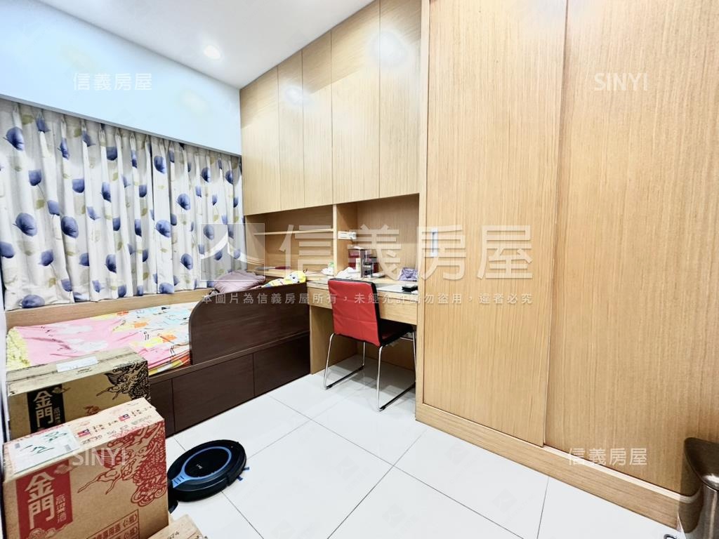 稀有釋出金璽樂曲三房雙車房屋室內格局與周邊環境