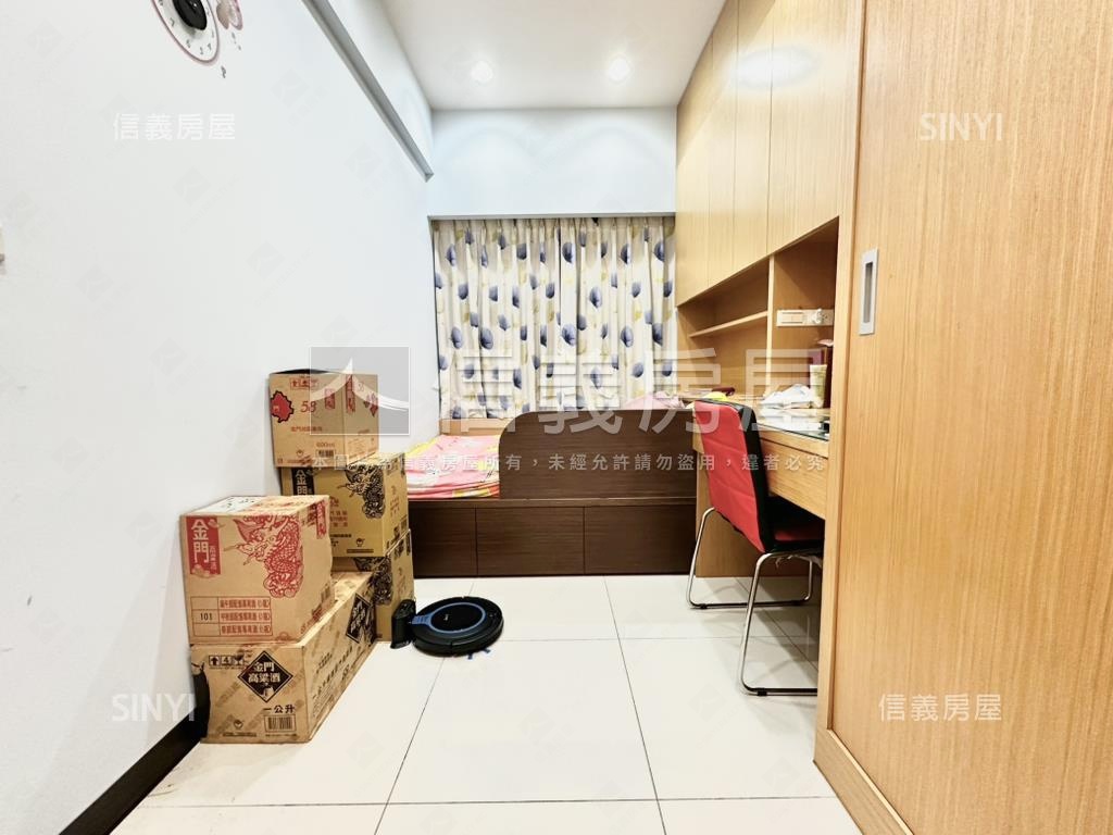 稀有釋出金璽樂曲三房雙車房屋室內格局與周邊環境